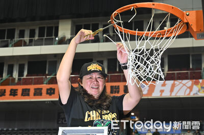 等了30年終於夢想實現!陽明高中奪首冠 李台英終於完整唱出《今天》