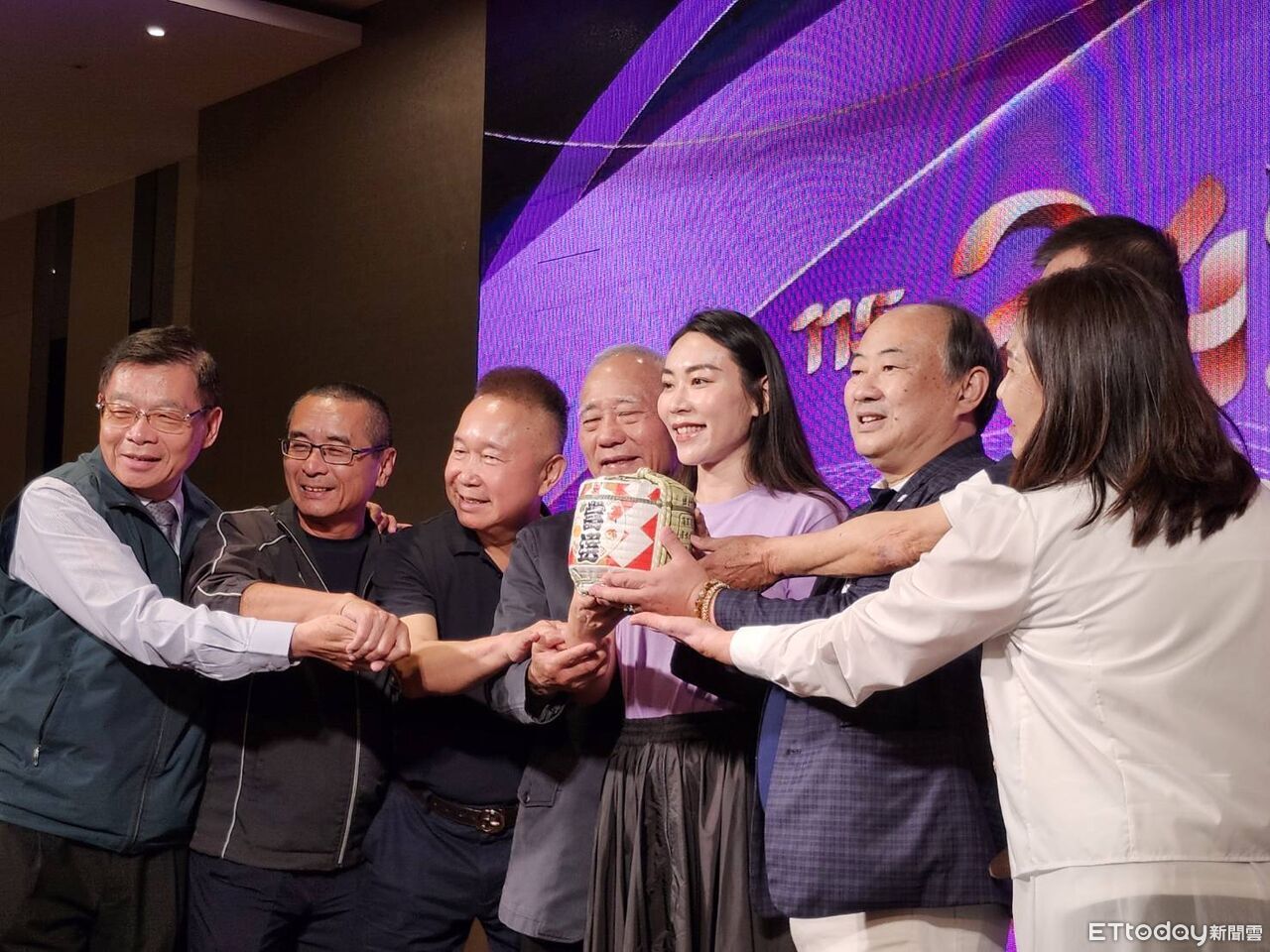 良友會千人相挺!曾之婕拚連任喊「東區唯一支持」 無黨籍走自己的路