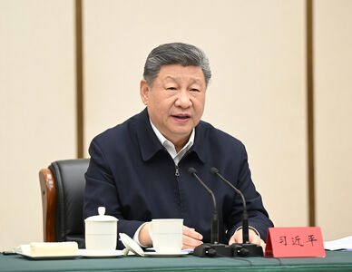 習近平領銜中共七常委北京種樹　鼓勵青少年像小樹苗「充滿活力希望」