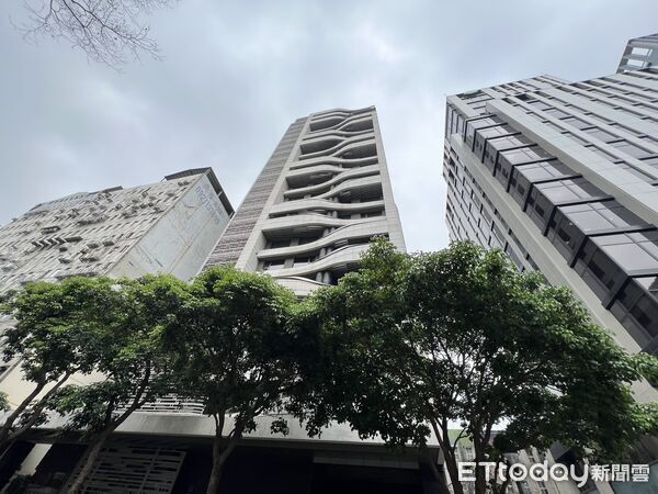 ▲▼      松江路       。（圖／記者項瀚攝）