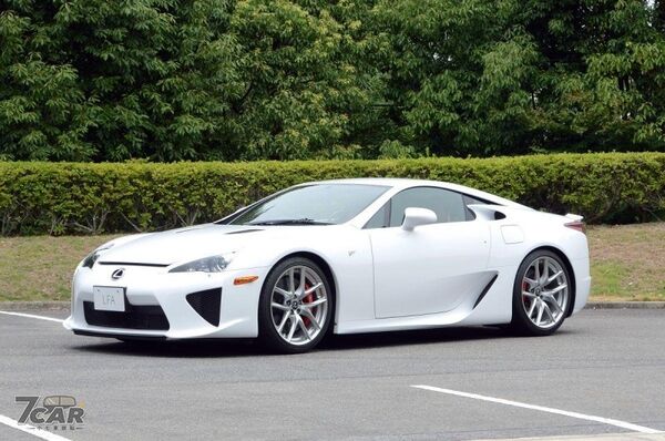 現代材料重現經典！　Toyota GR 宣布復刻 A80 Supra 儀錶板總成