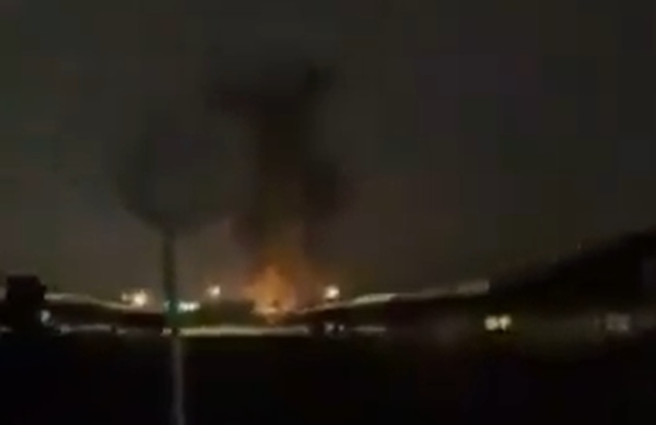 [新聞] 快訊／科威特機場傳無人機襲擊！　儲油槽 - 股票 - PTT.BEST 批踢踢爆文