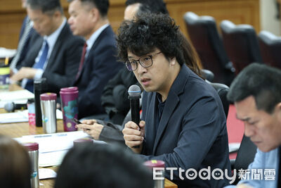 溫朗東：沈伯洋選台北市長　最痛苦的人是黃國昌