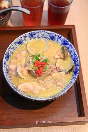 ▲▼富善雞湯麵舖萬華昆明店。（圖／部落客UPSSMILE向上的微笑萍子 旅食設影授權提供）