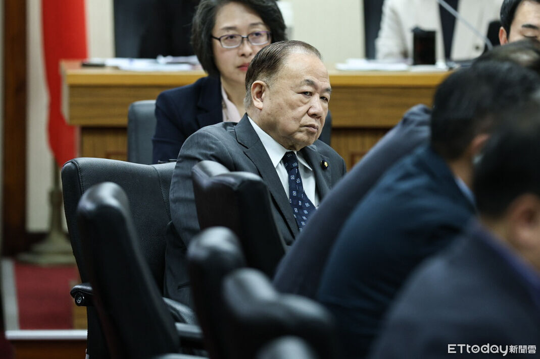 立院藝術家!吳宗憲收藏朱銘、楊英風雕塑 陳永康有唐伯虎畫作