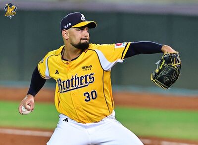 高宇杰又揹鍋？勝騎士PitchCom 配球引熱議   前職棒捕手打臉網友