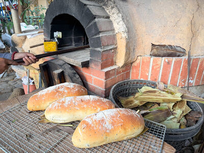 每周只賣兩天！八德隱藏版柴燒窯烤麵包