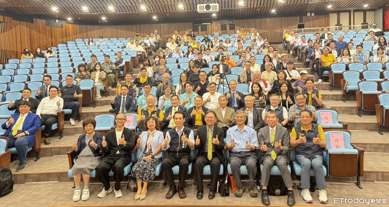 AI行銷新浪潮來襲 台中論壇助中小企業轉型突圍