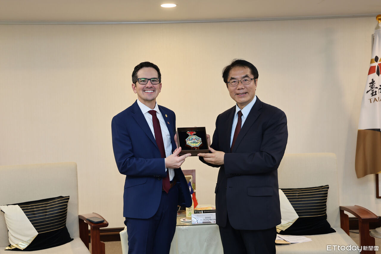 美國青年政界領袖訪台南 黃偉哲分享城市治理經驗