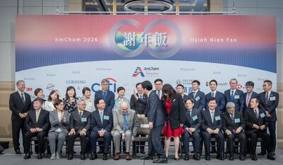 賴清德主動跟盧秀燕打招呼聊什麼？　當面力促支持國防特別條例