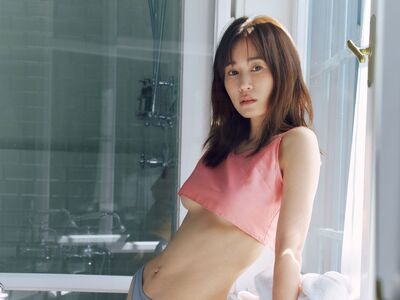 遭酸當媽還拍脫衣寫真！前田敦子直球回應…再放送「露側乳」辣照