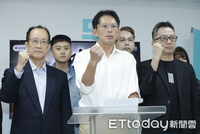 柯文哲免退黨　黃國昌：黨紀不會處理被民進黨司法追殺的同志