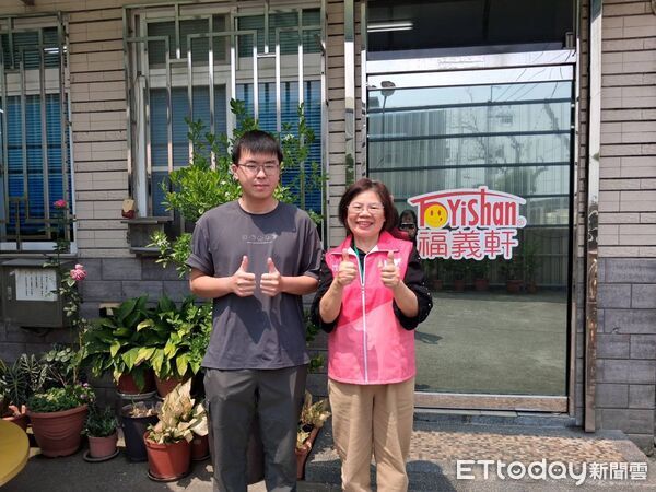▲▼  青年首投族有禮！勞動部朴子就業中心 助社會新鮮人專業加「職」  。（圖／朴子就業中心提供）