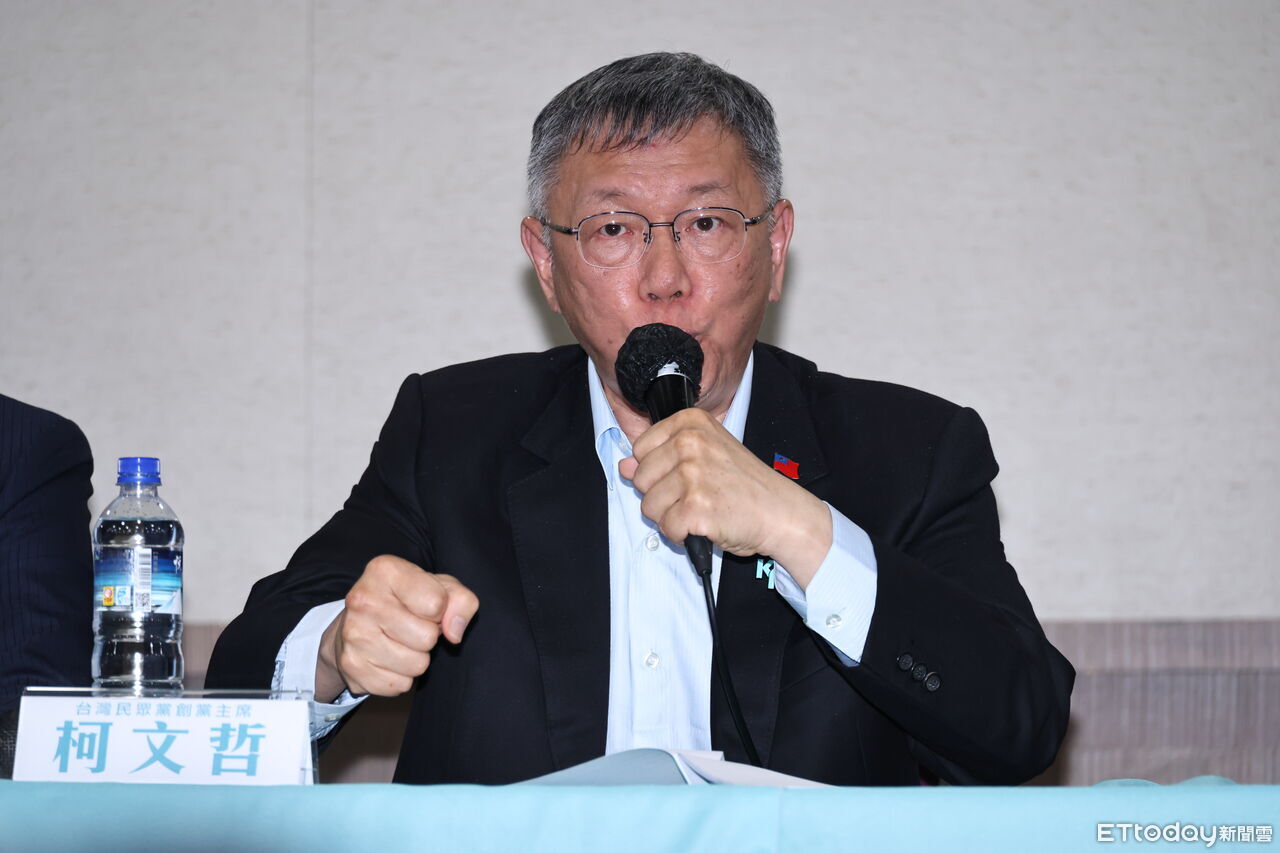 快訊/柯文哲律師:7點半搭公車上班的人會侵占6千多萬? 完全莫須有