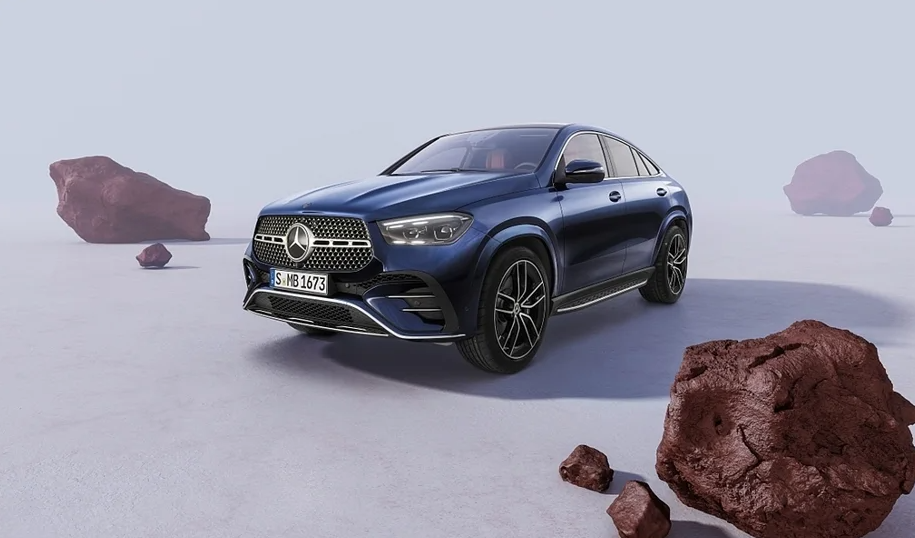 ▲海外賓士一口氣釋出3款休旅預告！即將4月發表。（圖／翻攝自賓士）