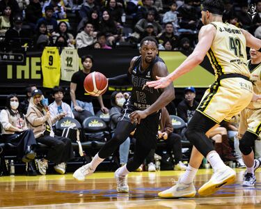 快訊／弗利沙驚傳右手肘骨裂　戰神今日主場出賽緊急更換恩多入替