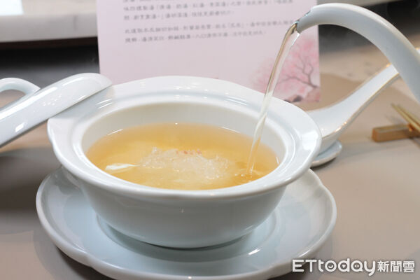 ▲川雅2026春季新菜。（圖／記者黃士原攝）