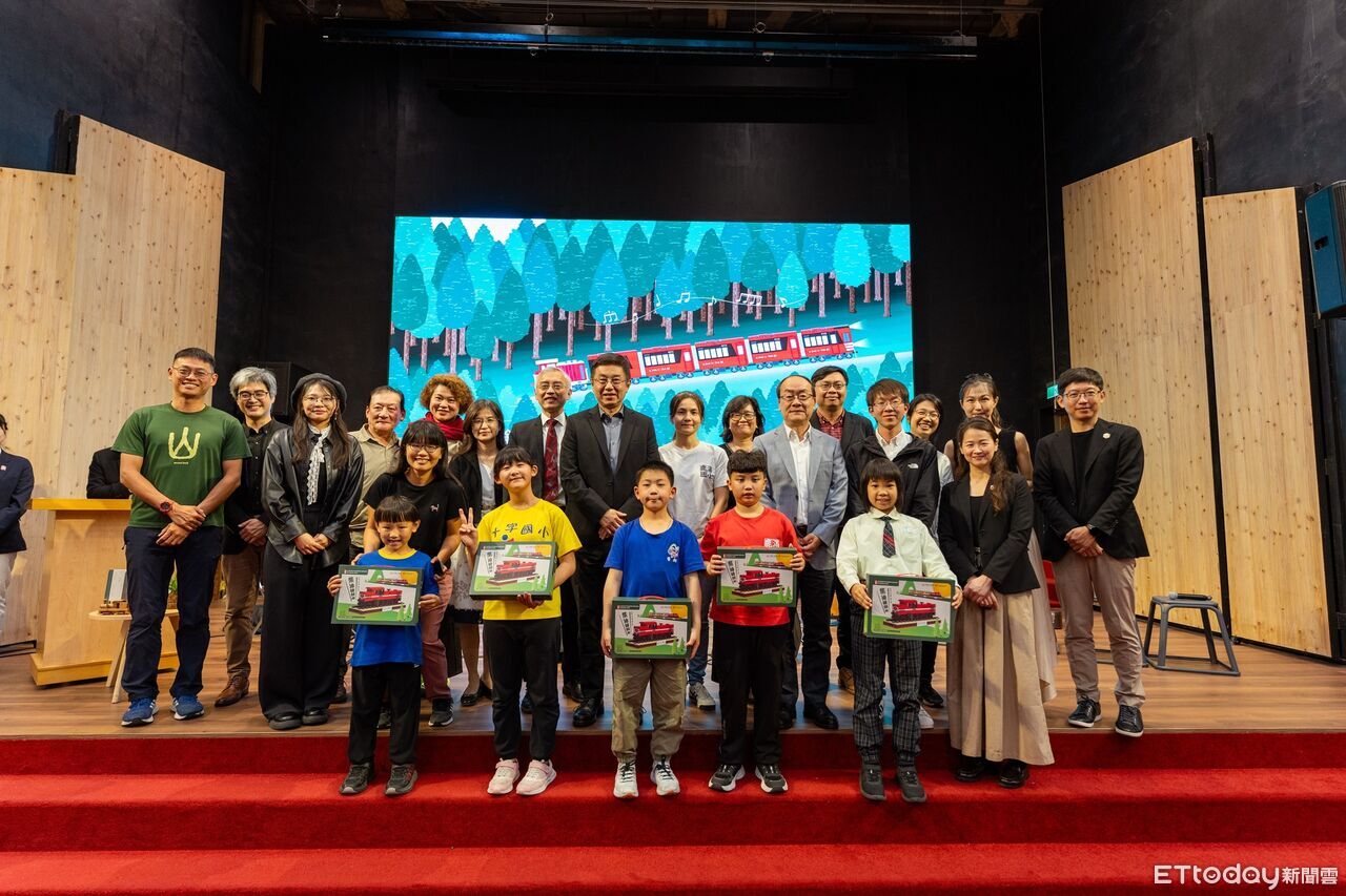 阿里山林鐵成移動音樂廳 4/1啟動海拔2421公尺的聽覺饗宴