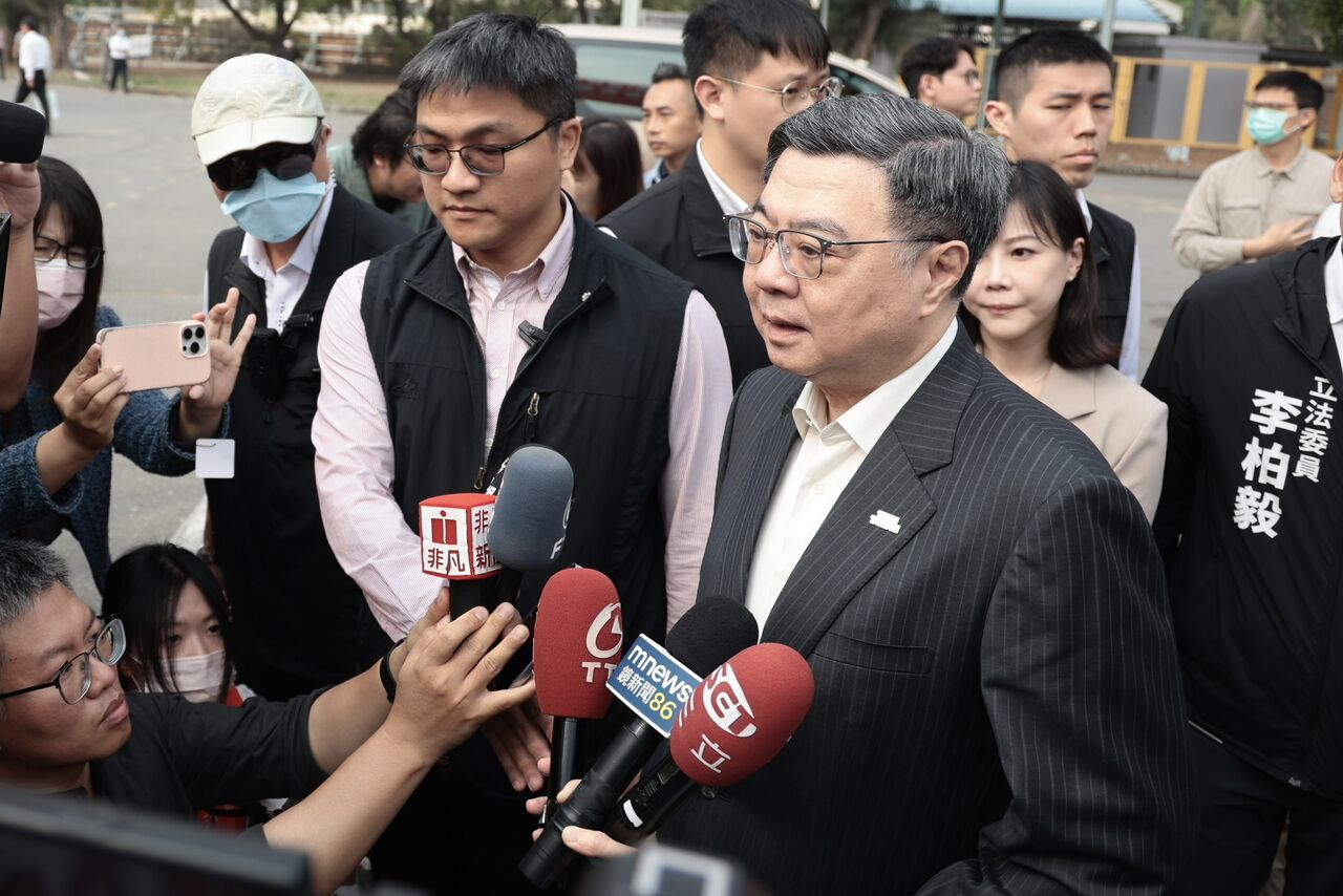 為爭預算將軍在立院哭了 卓榮泰看了心酸:國會議員於心何忍?