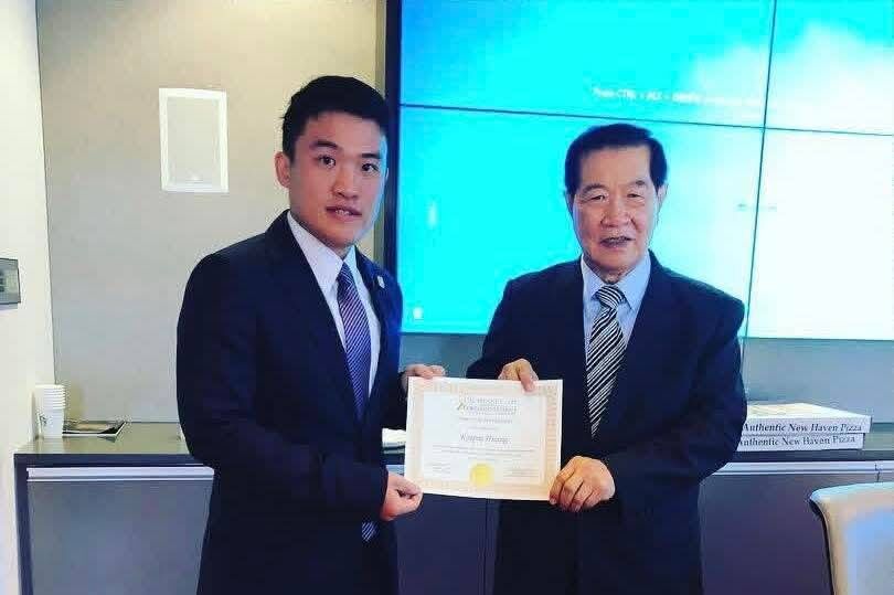 是神探更是和藹爺爺 鑑識警官感念李昌鈺:掏一疊美鈔幫繳學費