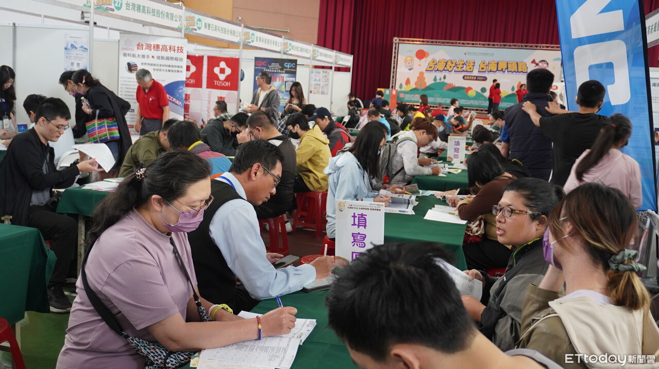 台南市首場大型就博會善化登場 94廠商釋4080職缺初媒率逾5成