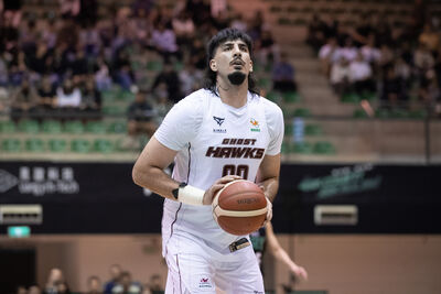 練11年格鬥的飛鬥士台籃首秀　25分13籃板9助攻準大三元痛宰洋基