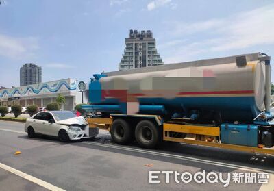 宜蘭自小客「追撞油罐車」！車頭潰縮爛毀　酒駕男遭送辦