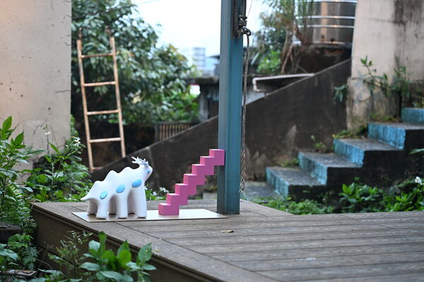 ▲「光獸Mossmo」即日起至5月17日再度現身，為展覽《穿梭的形狀》展品。（圖／基隆文化觀光局提供）