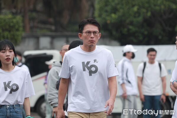 ▲黃國昌出席民眾黨「 戰！329上凱道討公道」。（圖／記者周宸亘攝）