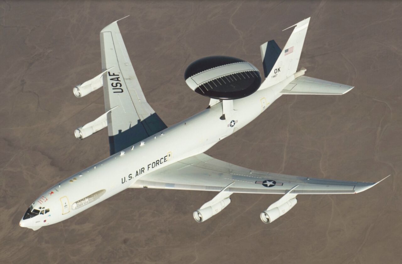 沙國基地遇襲美軍E-3預警機受損 陸戰隊抵中東