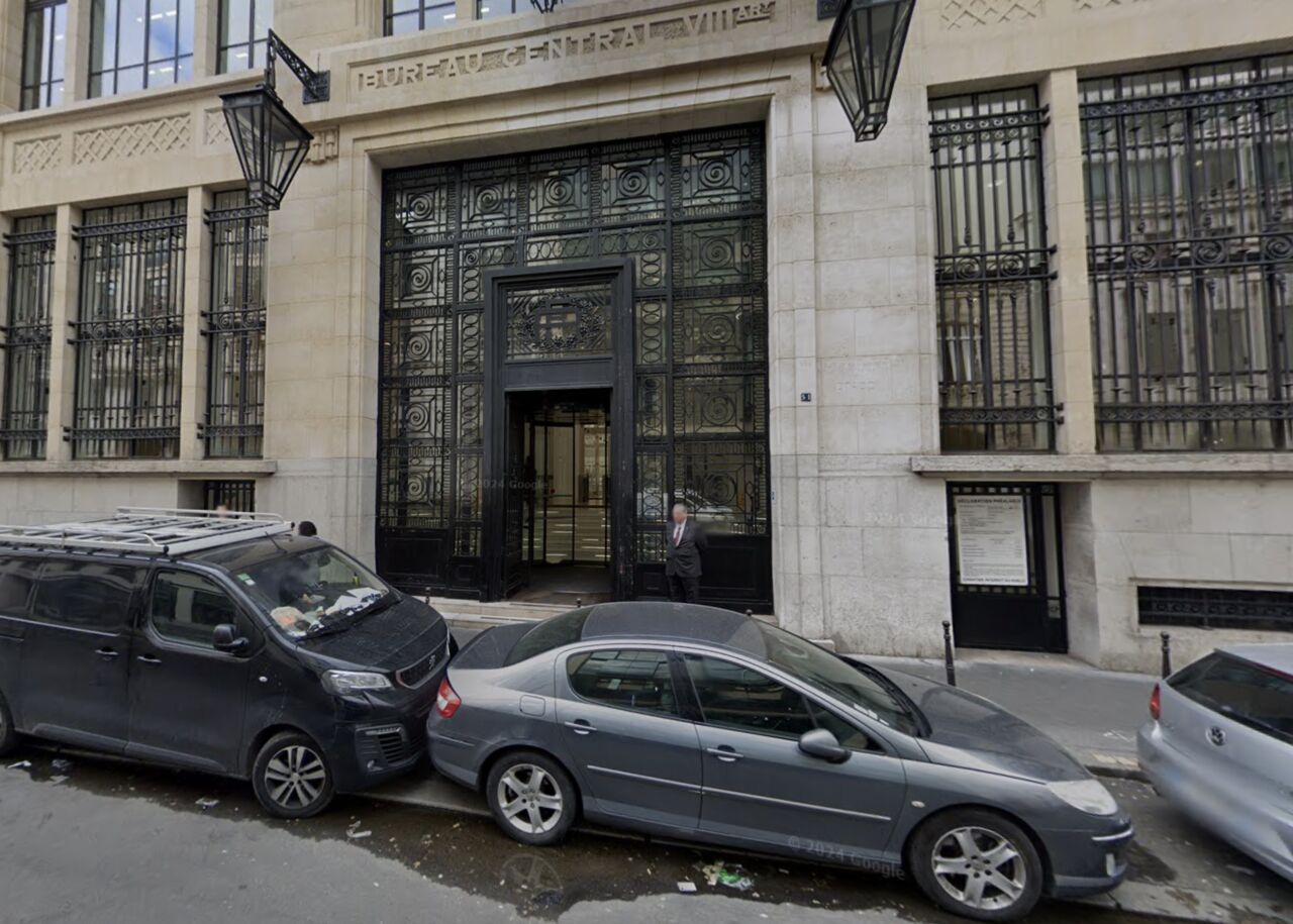 中東戰火「延燒」巴黎? 美國銀行大樓前驚傳炸彈攻擊