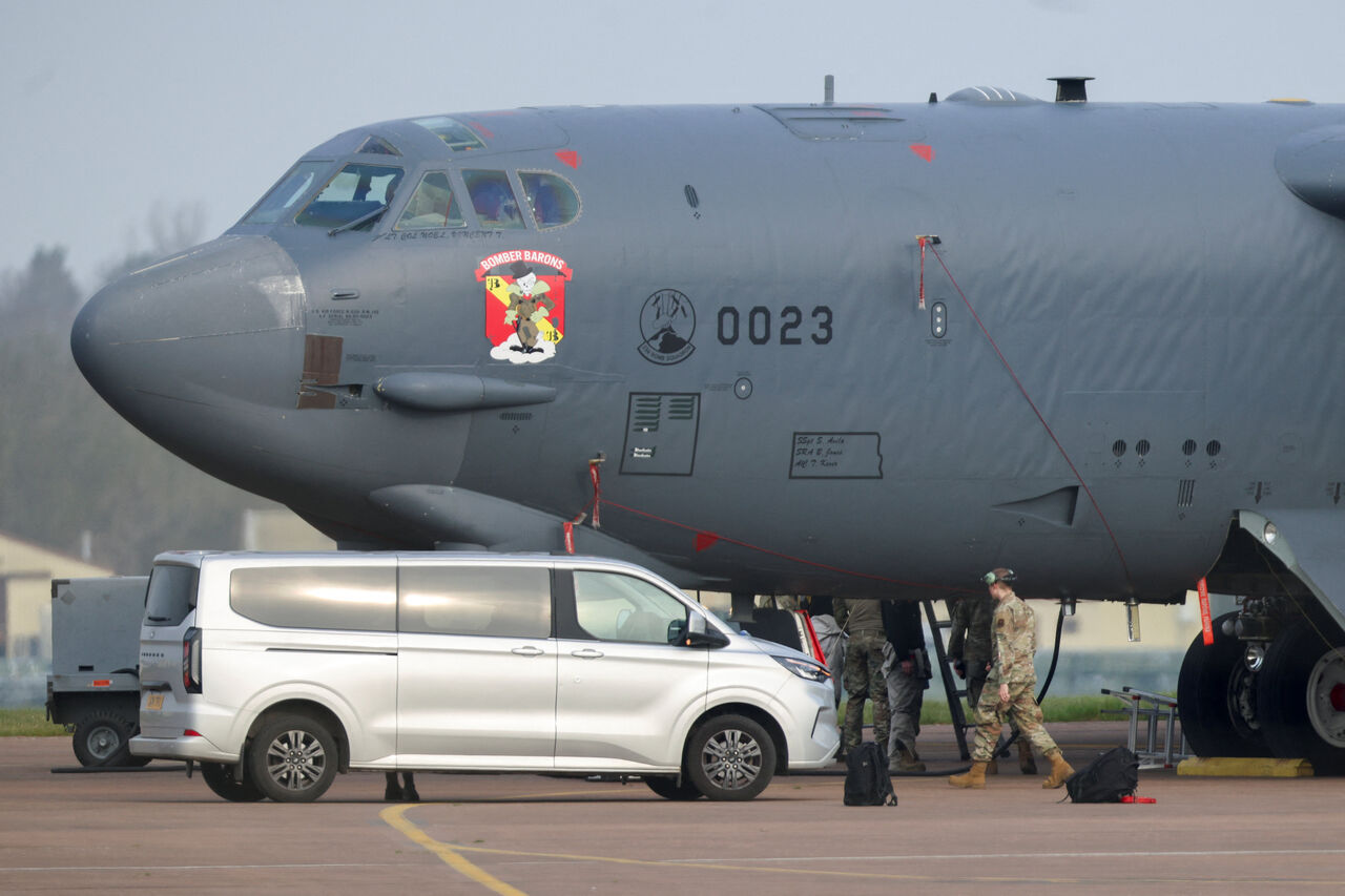 防川普地面戰!英軍暗中計畫撤僑 部署突擊登陸艇、陸戰隊待命