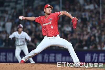 李超完美拆彈保勝投！梅賽鍶激動連3抱　加碼請客麥當勞、星巴克