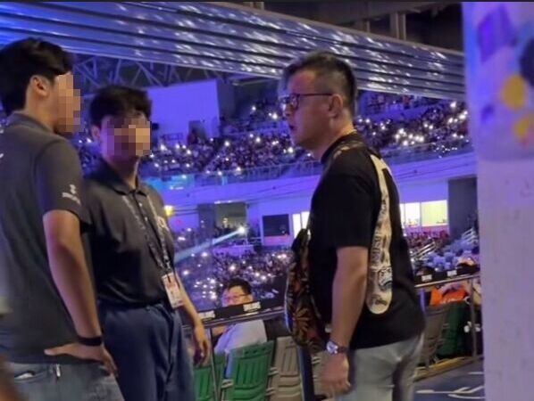 [新聞] 被怒甩巴掌！工讀生沒反擊「冷靜吐1句」. - 八卦 - PTT.BEST 批踢踢爆文