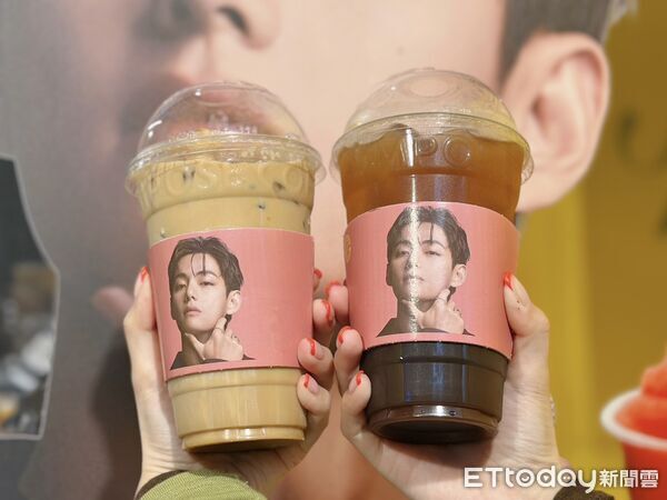 ▲▼BTS防彈少年團成員V（金泰亨）代言的韓國連鎖咖啡品牌「COMEPOSE COFFEE」首度插旗台灣。（圖／記者蕭筠攝）
