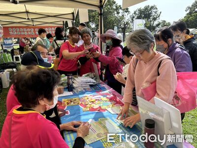 家庭教育走進村里鄰!南市外展宣導+志工力 打造幸福家庭網絡