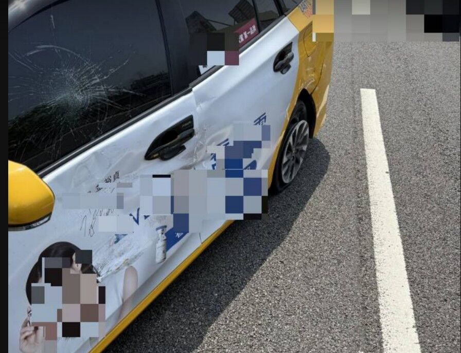 國1大貨車變道釀禍 計程車遭撞「失控狂轉撞護欄」