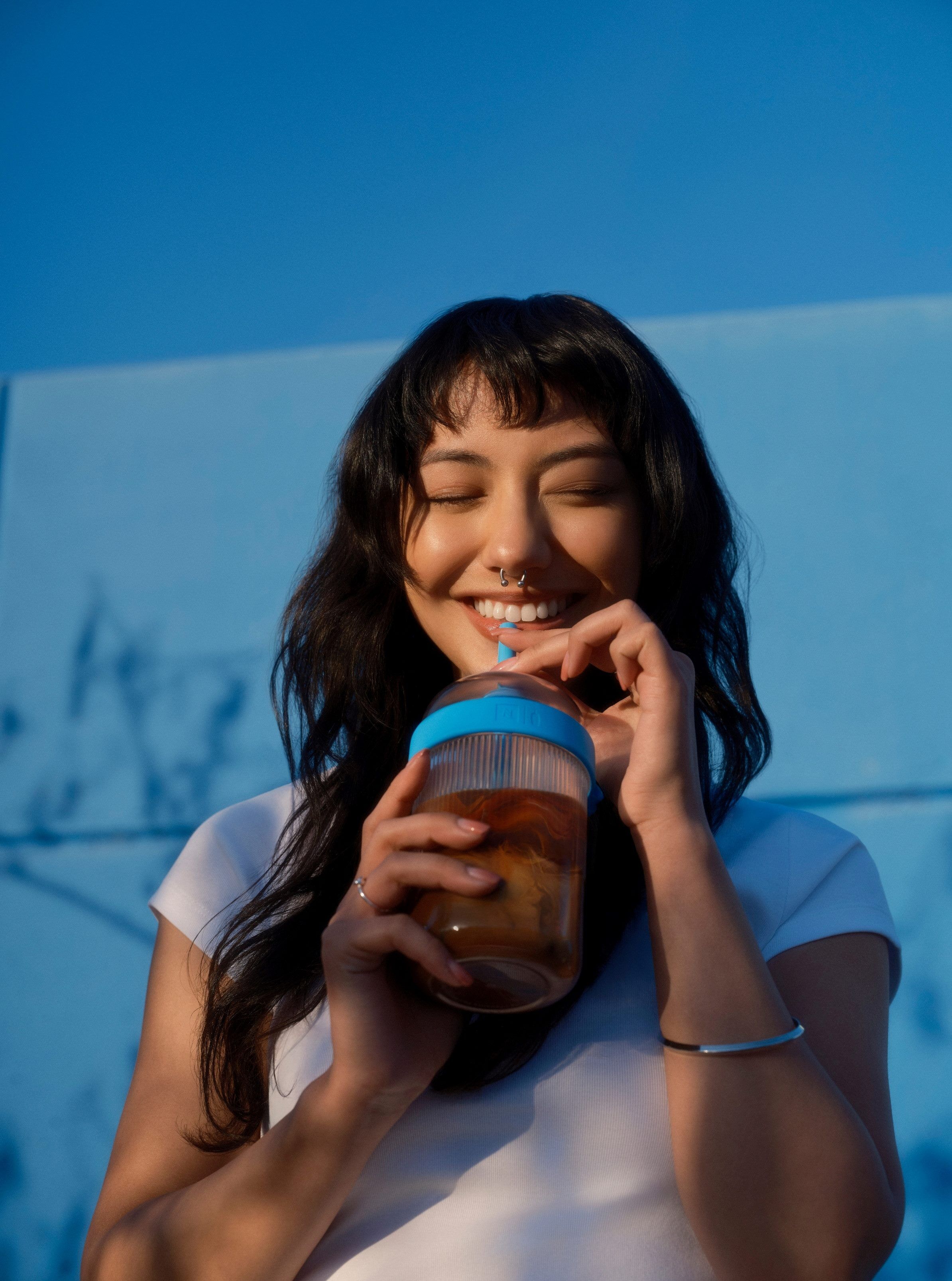 ▲膠囊咖啡品牌Nespresso推出Blue Bottle Coffee 藍瓶咖啡聯名系列。（圖／品牌提供）