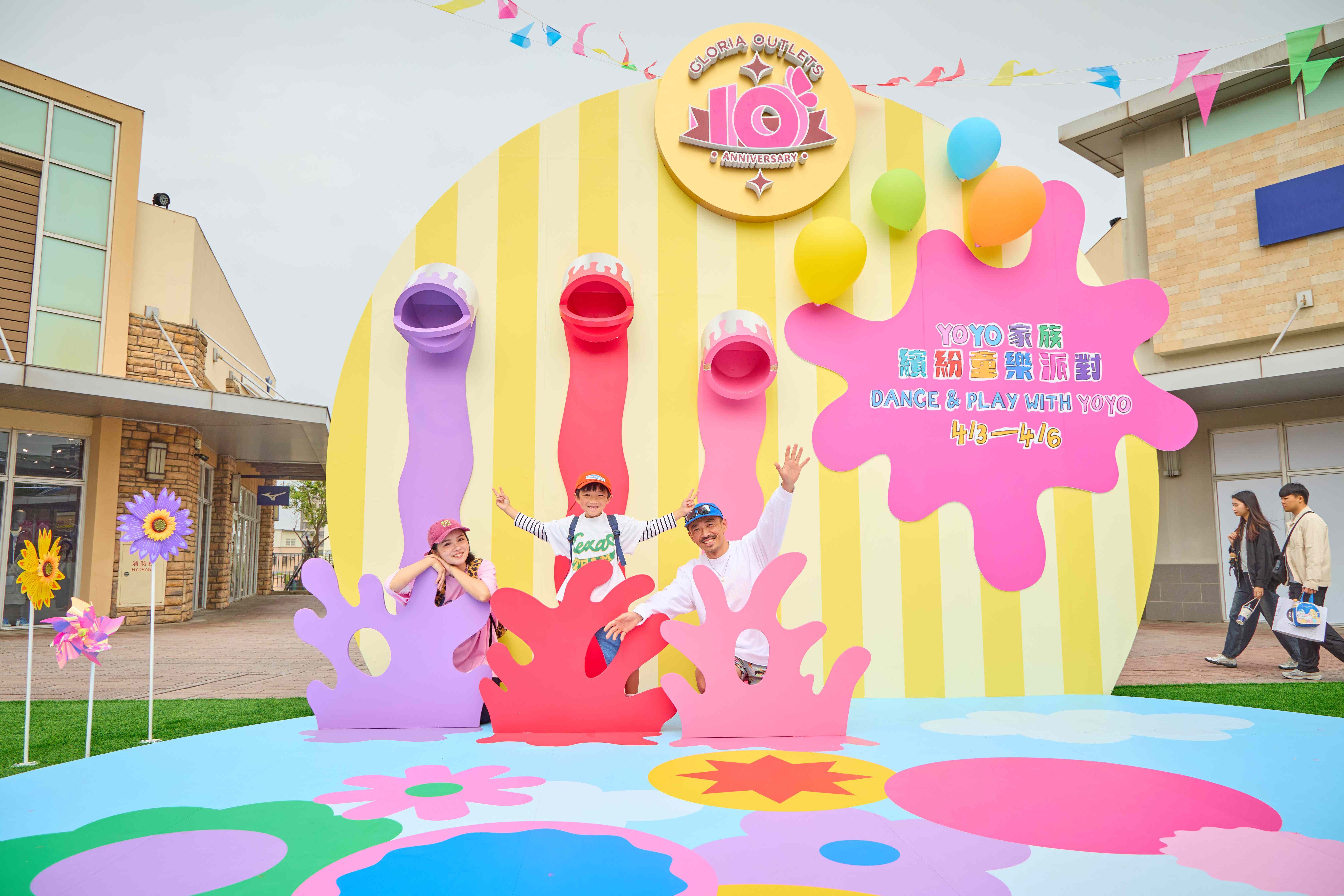 ▲兒童節華泰名品城變身巨型樂園，宏匯廣場泰服體驗免費拍。（圖／業者提供）