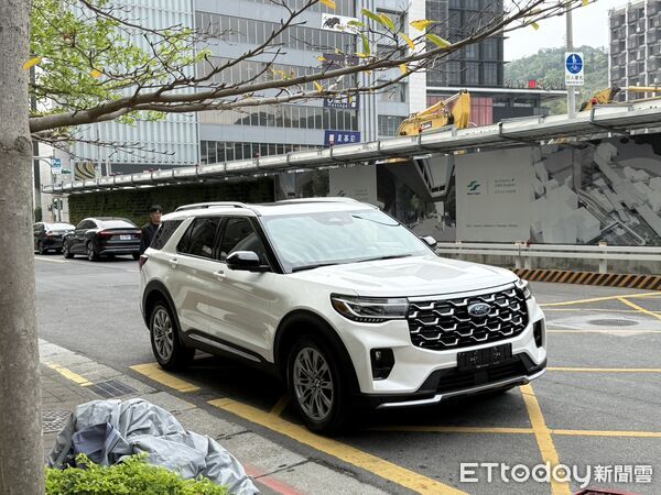 ▲福特六和全新車款直擊！推測為美規車零關稅埋伏筆。（圖／記者徐煜展攝）
