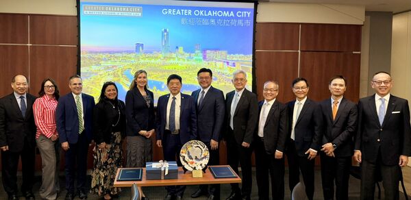 ▲IEAT訪團與大奧克拉荷馬市商會合影。（圖／IEAT提供）