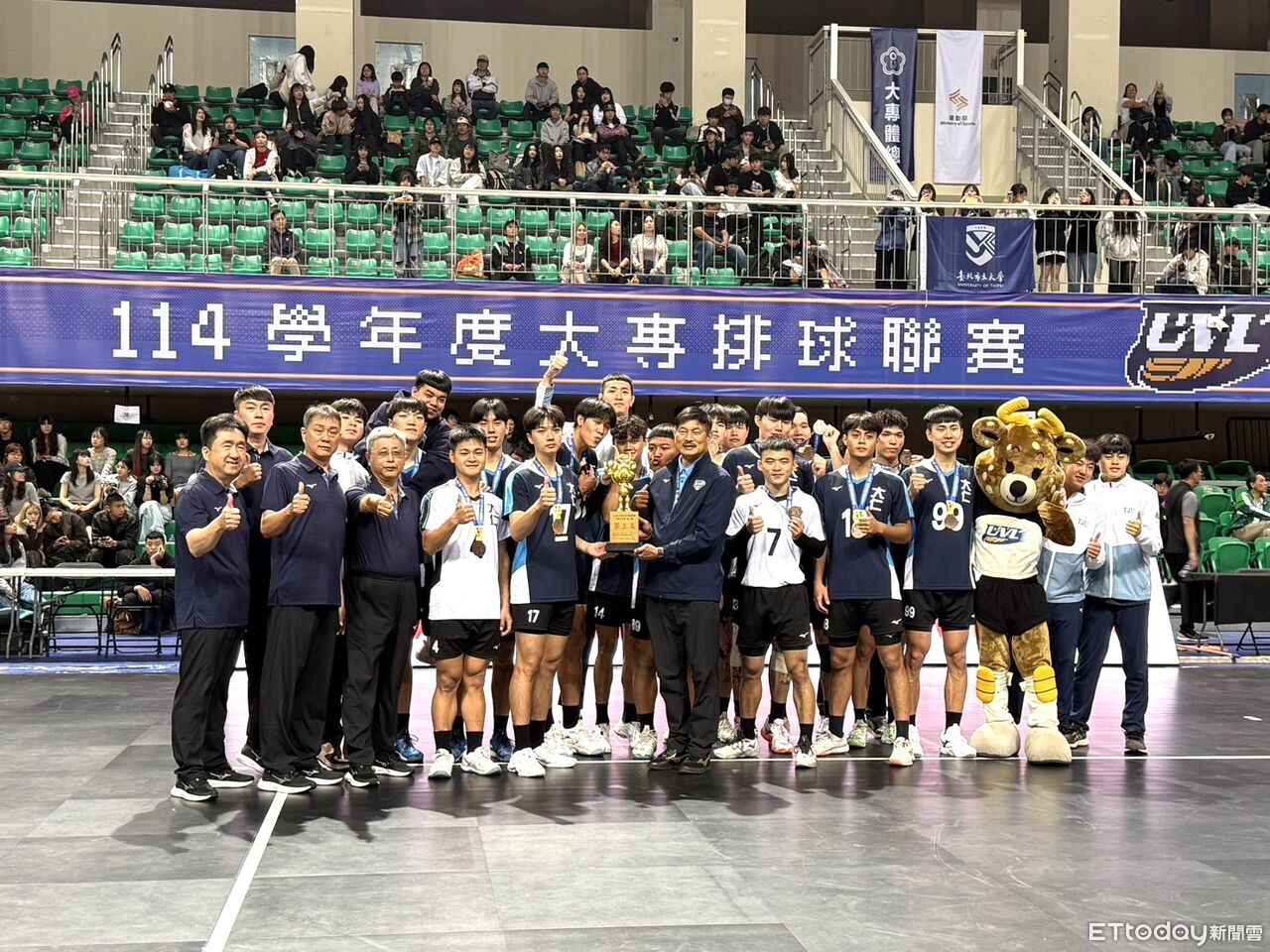 大專排球一級聯賽落幕 屏東大仁科大男排奪季寫黑馬傳奇