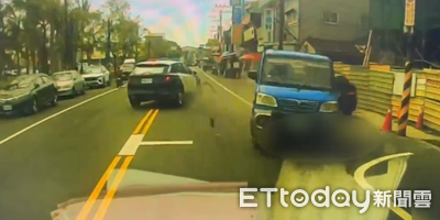 台南小貨車駕駛竊車牌　拒檢撞警車險波及路人！棄車落跑