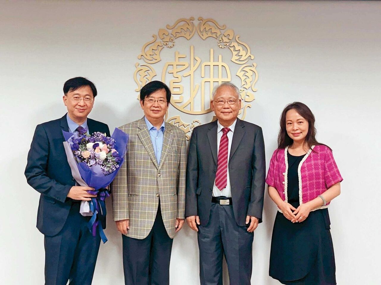 車不在學校當曠職 台灣戲曲學院逼退敖國珠手法曝光