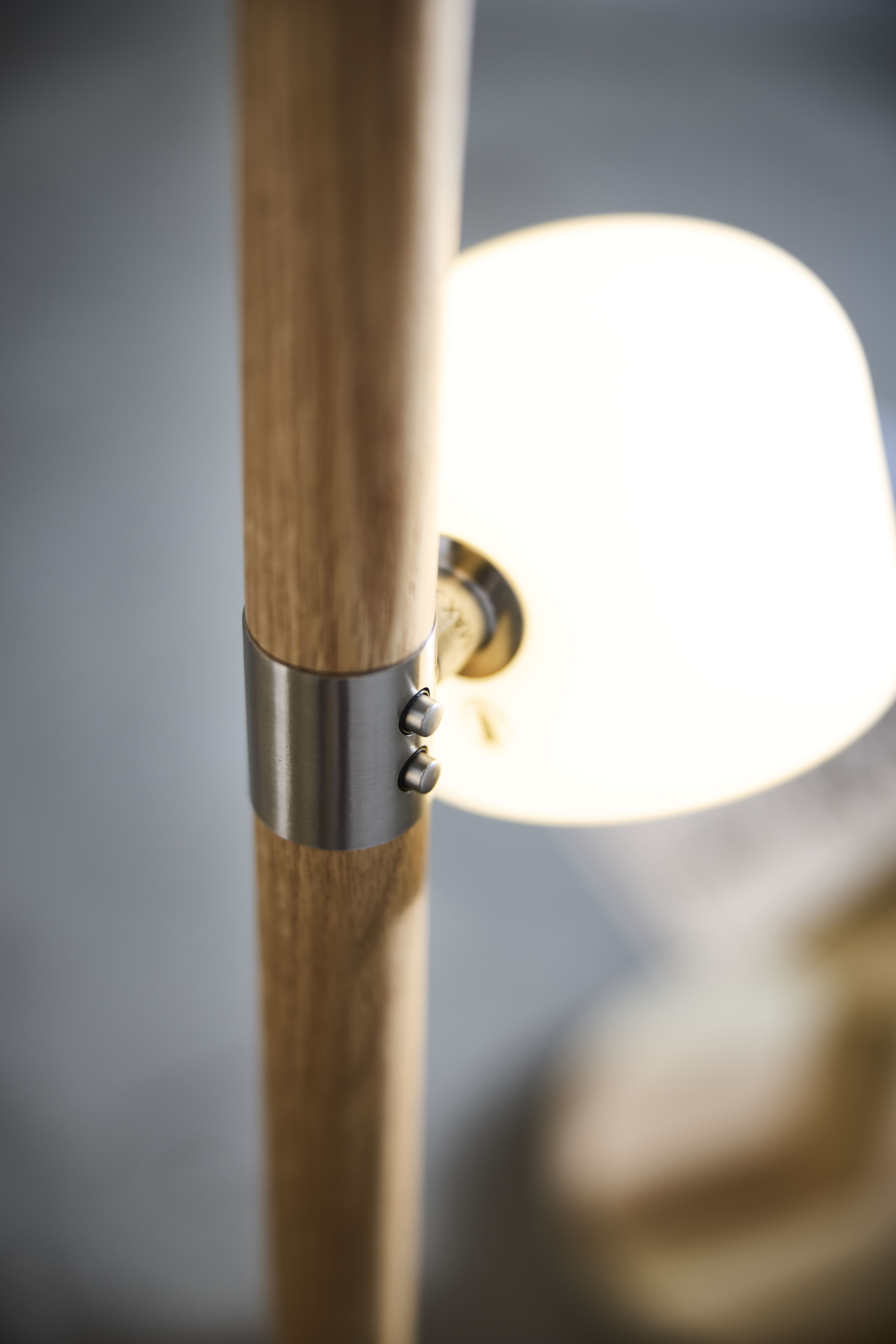 ▲IKEA與設計師Raffaella Mangiarotti再度合作兩款落地燈。（圖／翻攝IKEA官網）