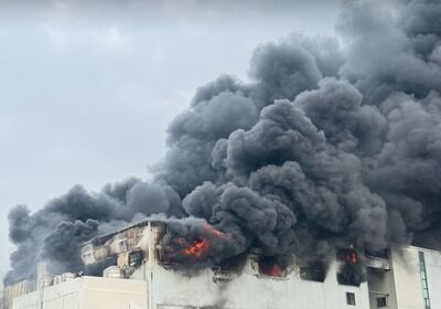 福興工業區紡織大廠火警竄驚悚黑煙 環保局緊急監測空氣品質