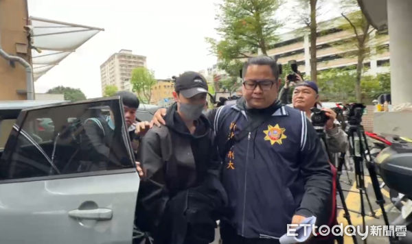 [新聞]BTS都當兵了！王子閃兵案燒到南韓！網曝最 - 八卦 - PTT.BEST 批踢踢爆文