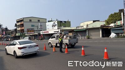 清明首日車潮破3千輛　枋寮警啟動台1線調撥車道疏導