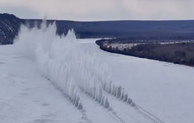 黑龍江多條河流開春爆破「炸江」　防冰面阻河道引春季洪汛