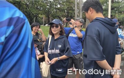 陳昭如心疼球迷雨中夜排　喊話聯盟遠雄：4月多排大巨蛋賽事